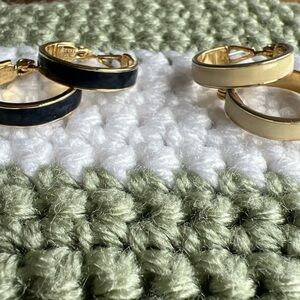 Vintage Monet Gold Tone Black & White Enamel Round Hoop Dangle Drop Earrings